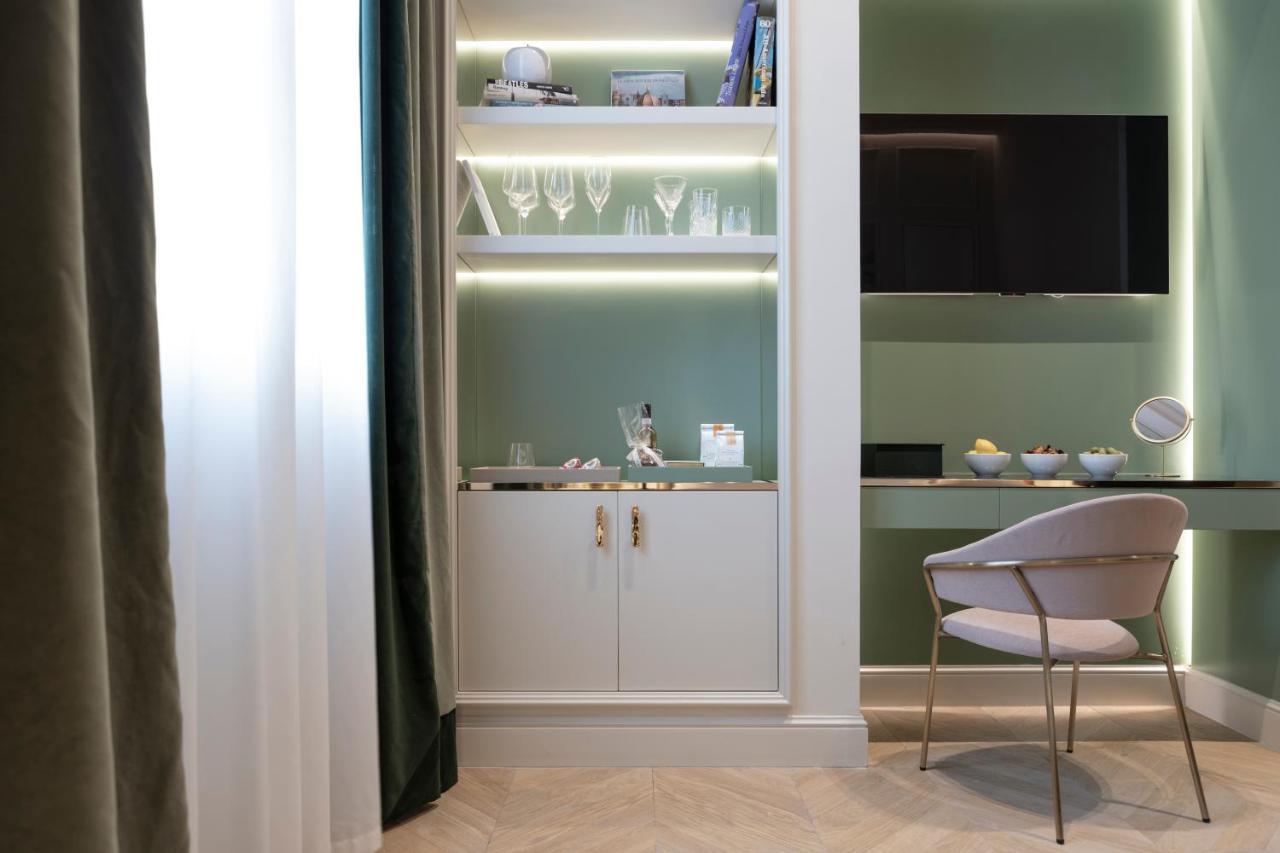 Hotel La Gemma Florenz Exterior foto A room at the hotel